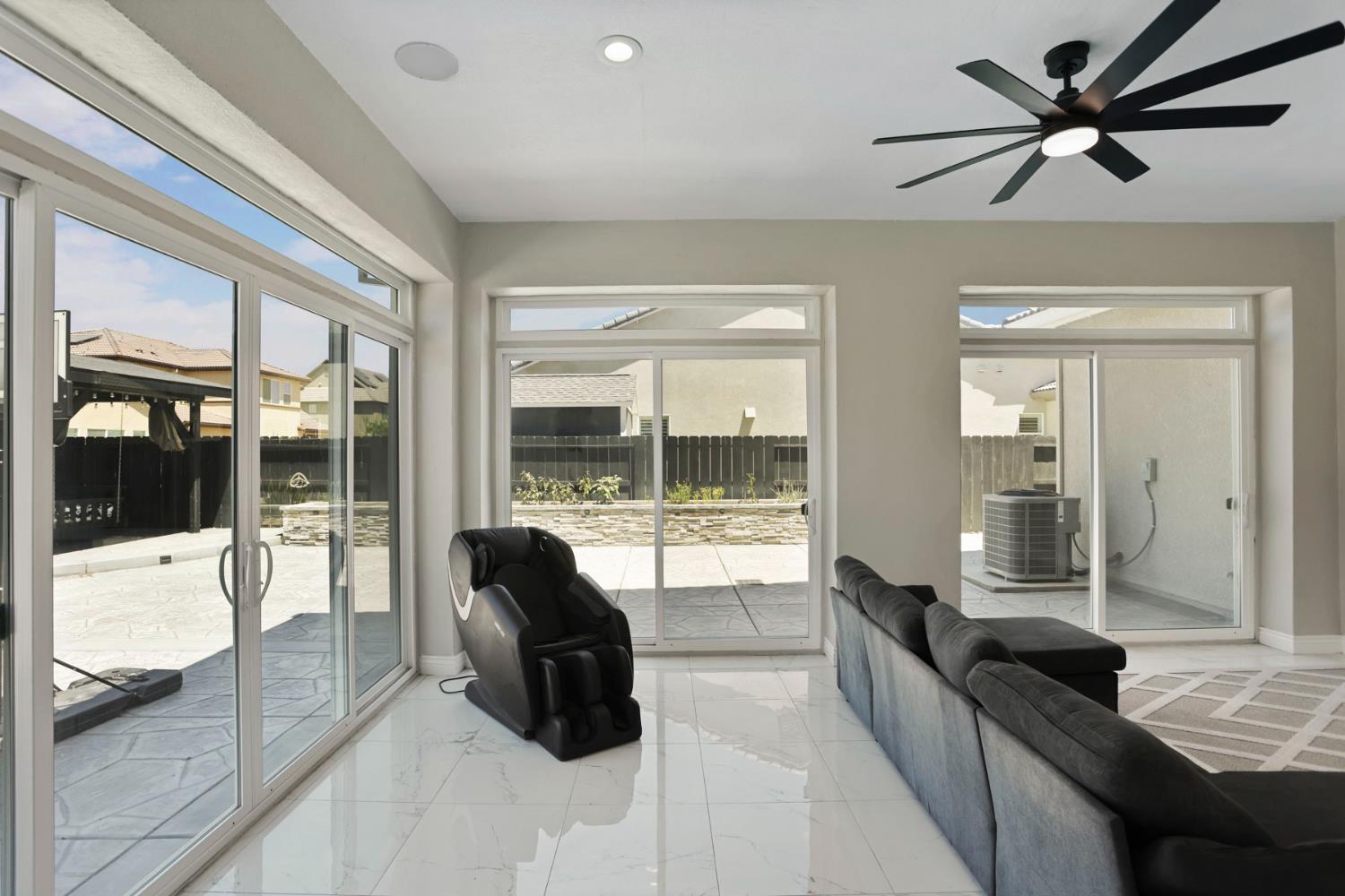 2573 Chrysler Ave, Manteca, CA 95337