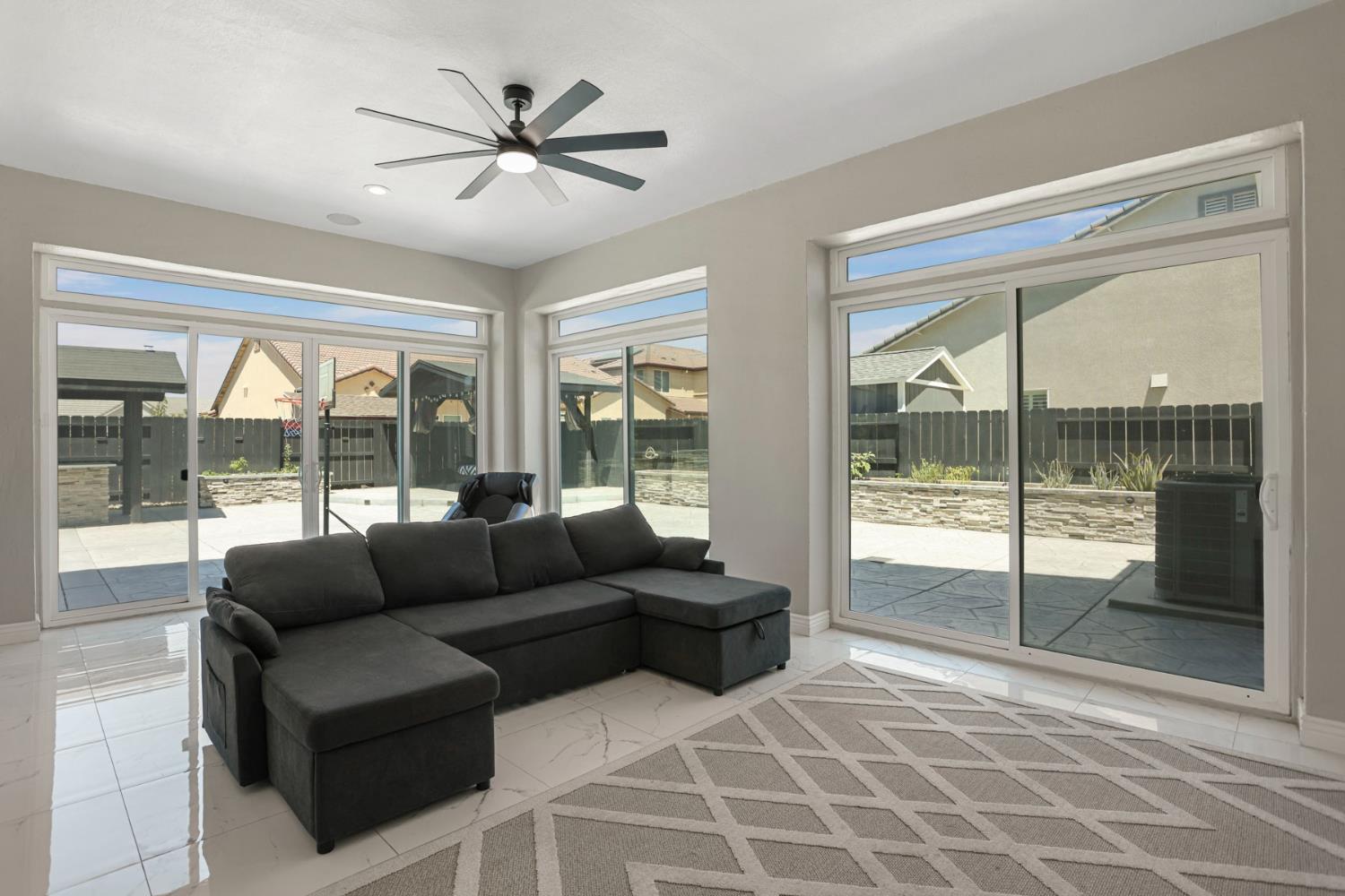 2573 Chrysler Ave, Manteca, CA 95337