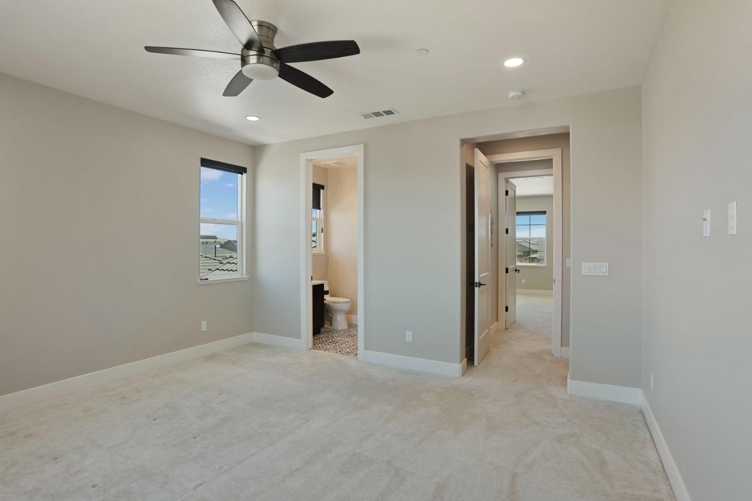 2573 Chrysler Ave, Manteca, CA 95337