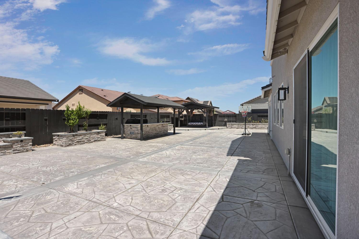 2573 Chrysler Ave, Manteca, CA 95337
