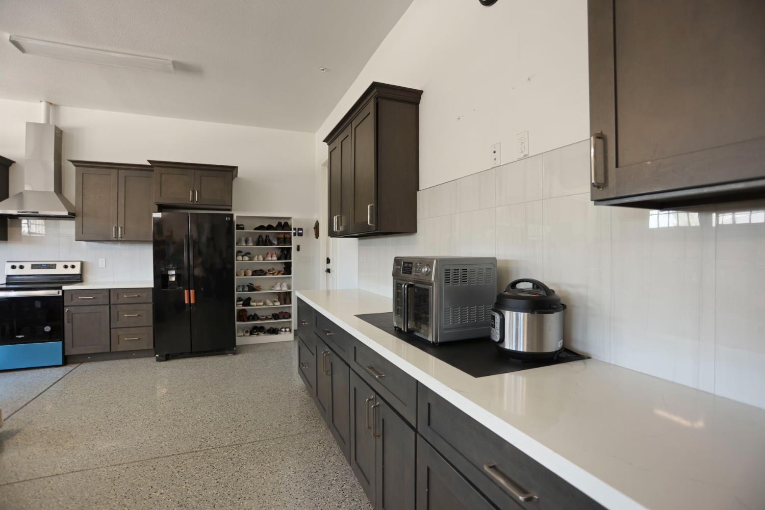 2573 Chrysler Ave, Manteca, CA 95337