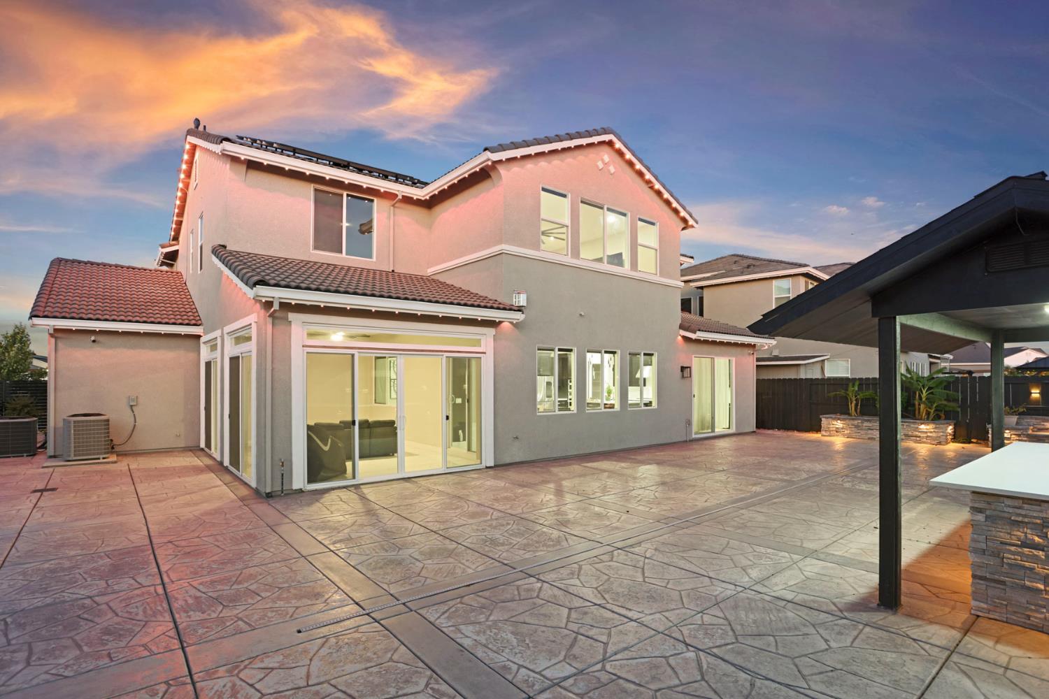 2573 Chrysler Ave, Manteca, CA 95337