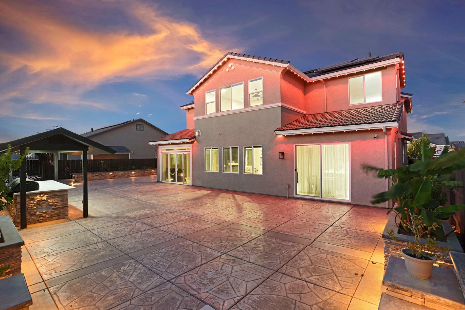 2573 Chrysler Ave, Manteca, CA 95337