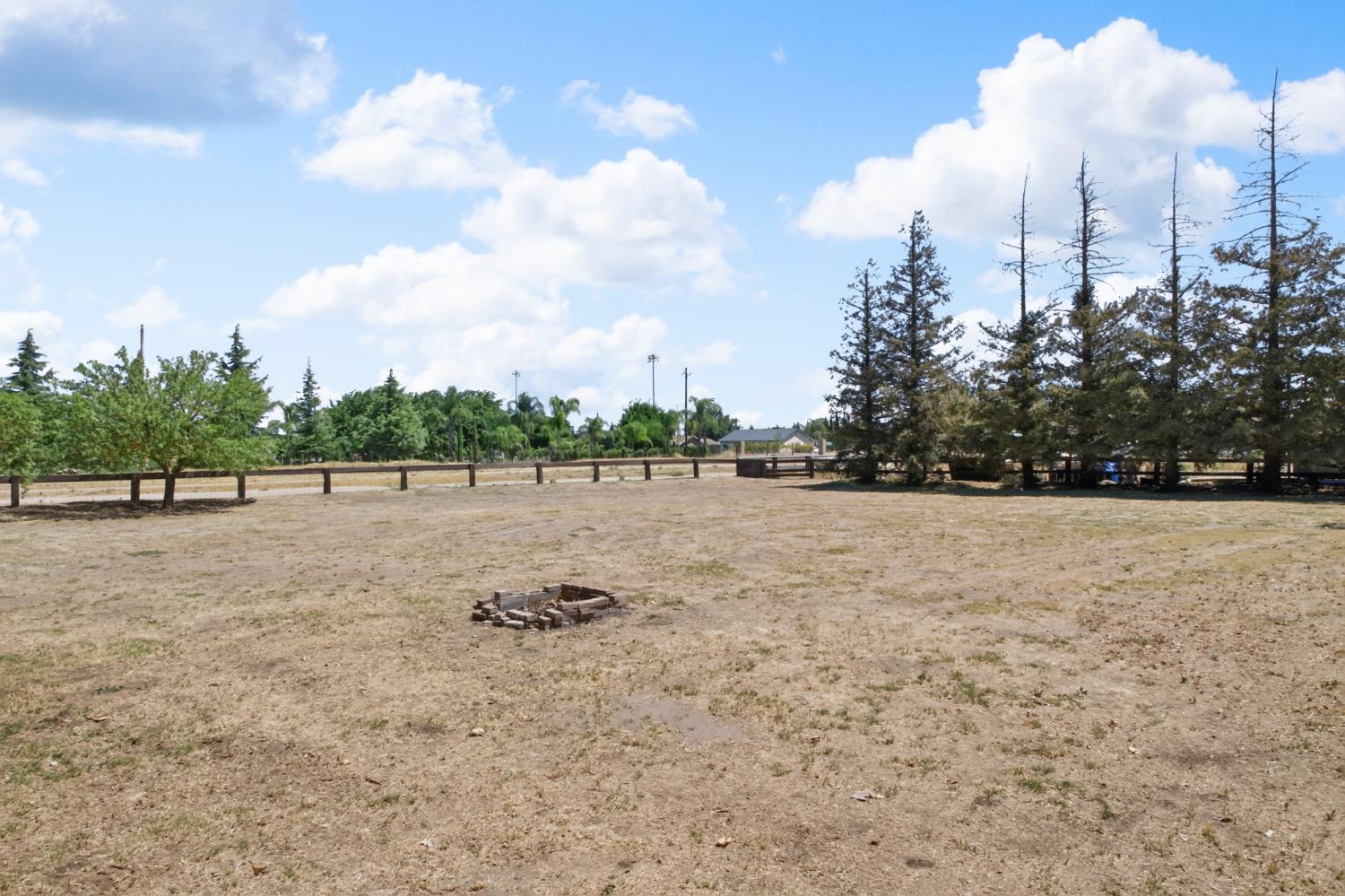 1941 Wawona St, Manteca, CA 95337