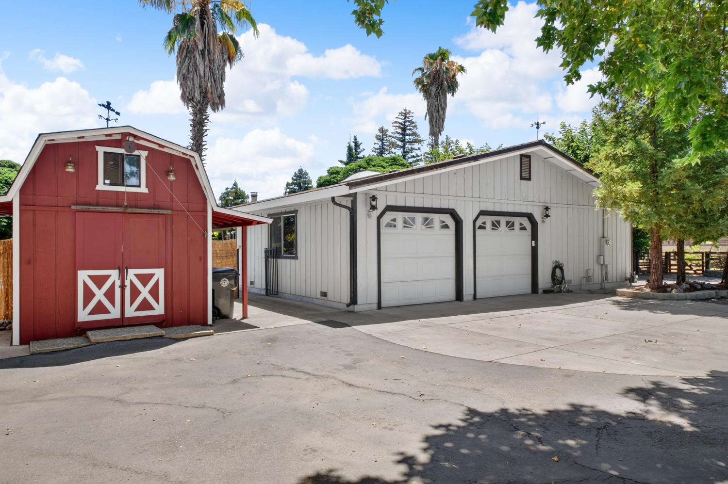 1941 Wawona St, Manteca, CA 95337