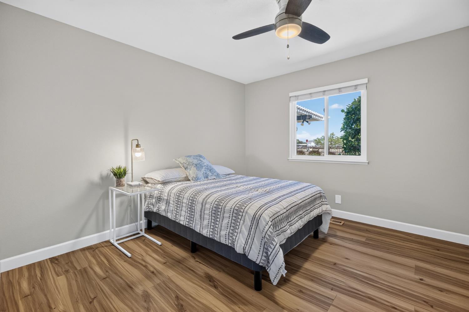1941 Wawona St, Manteca, CA 95337