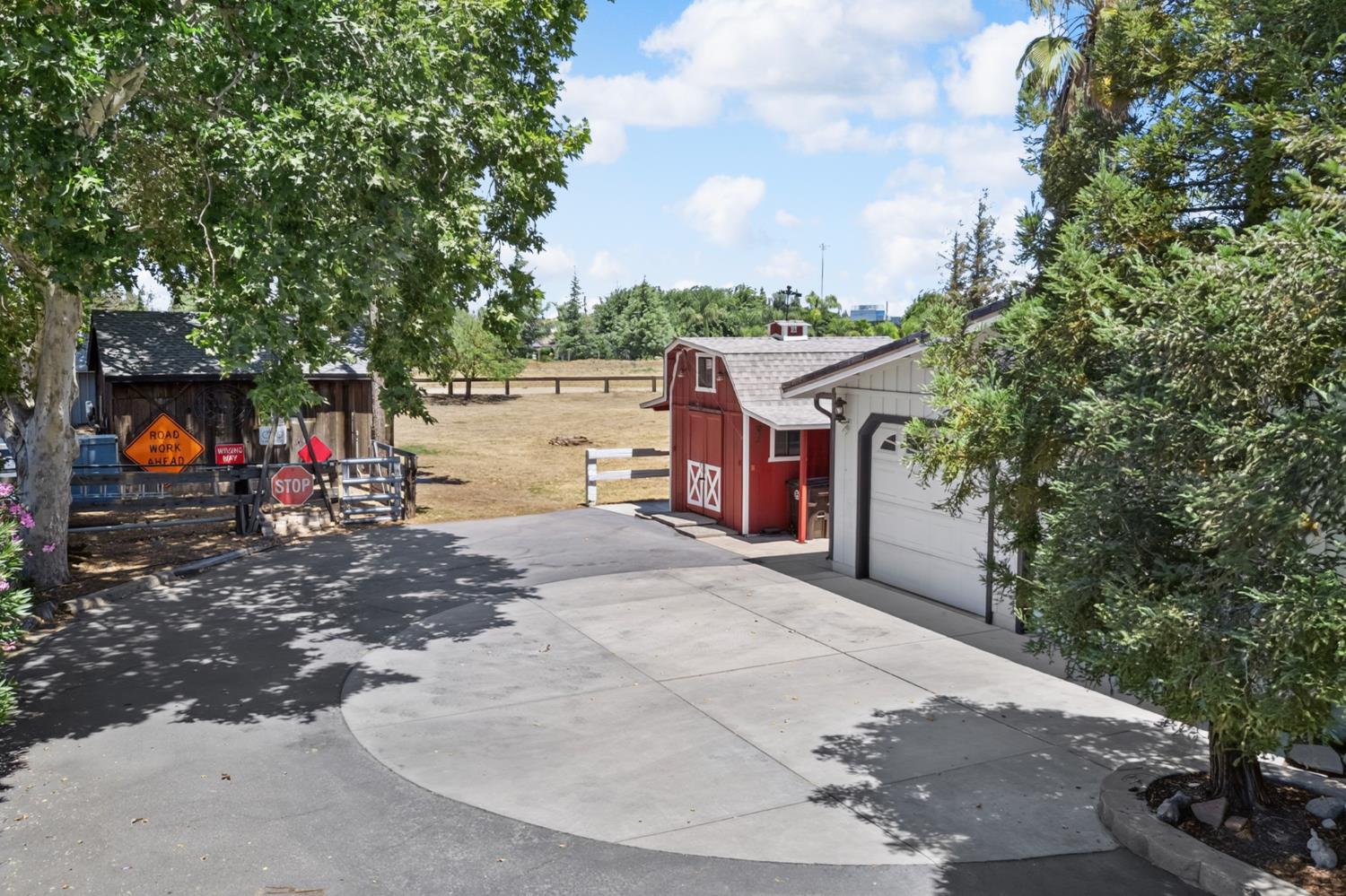 1941 Wawona St, Manteca, CA 95337