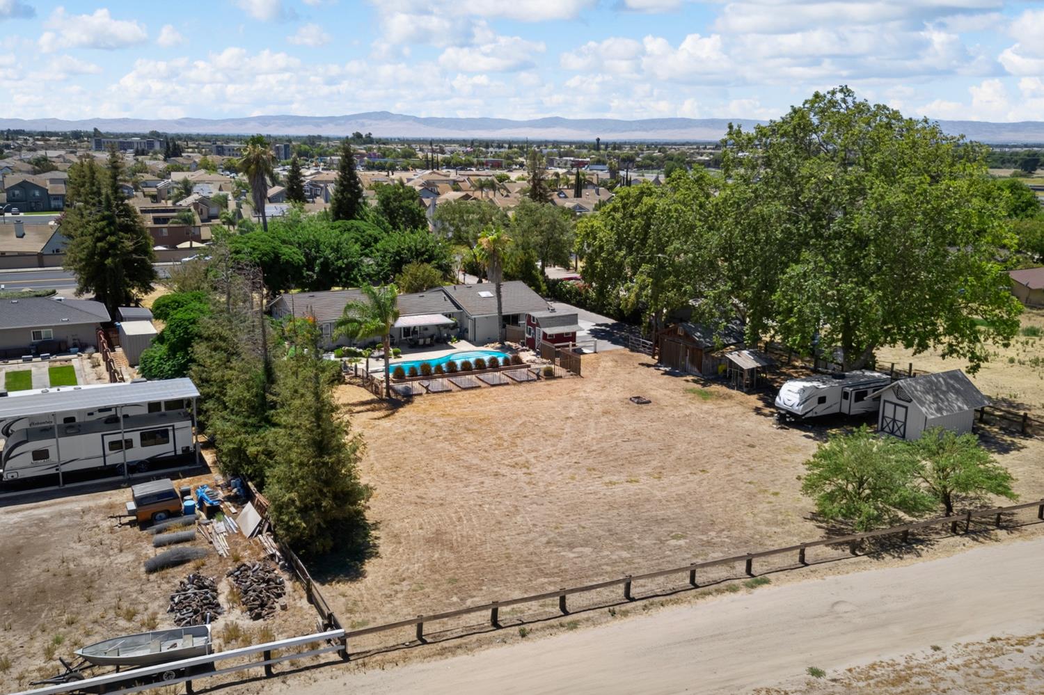 1941 Wawona St, Manteca, CA 95337