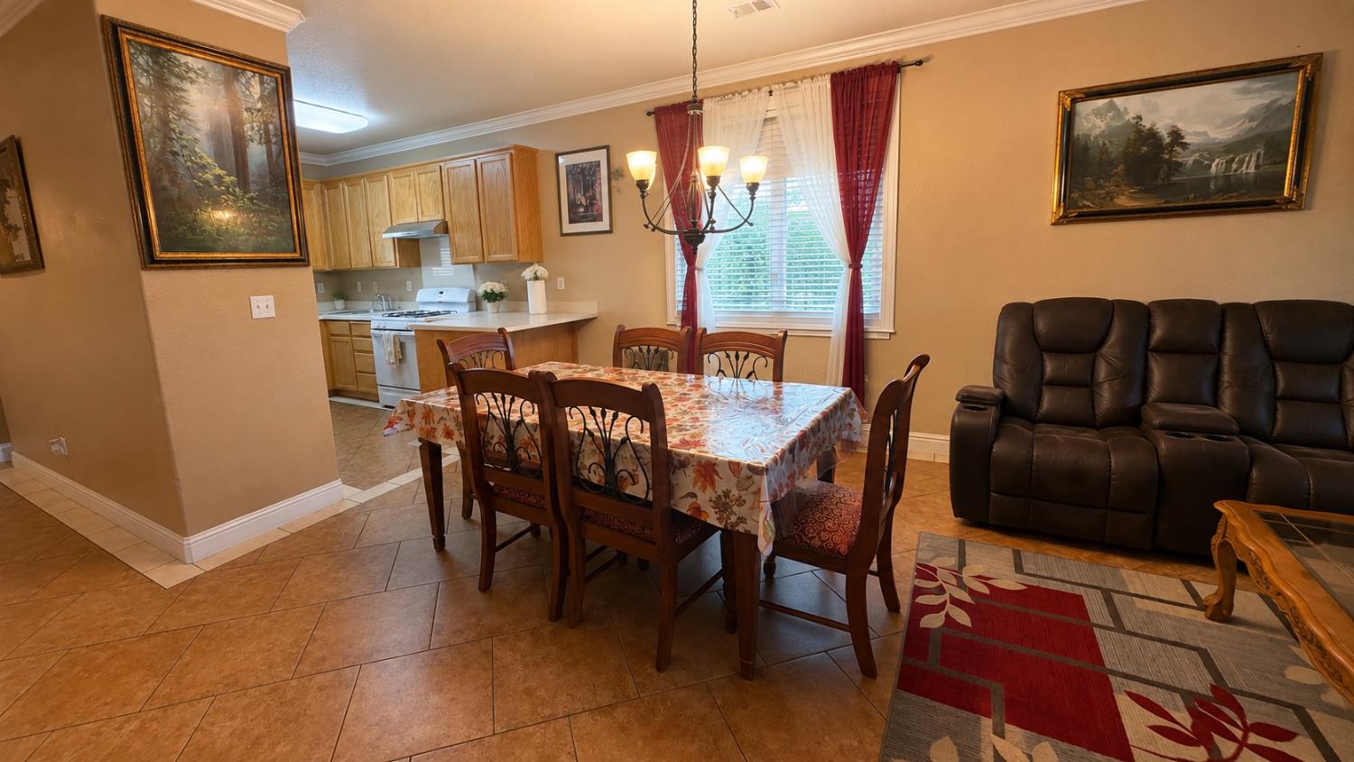 1817 Ironside Dr, Modesto, CA 95358