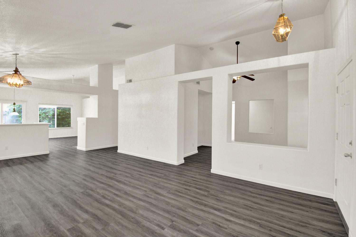 3104 Roland Gardens Ln, Modesto, CA 95355