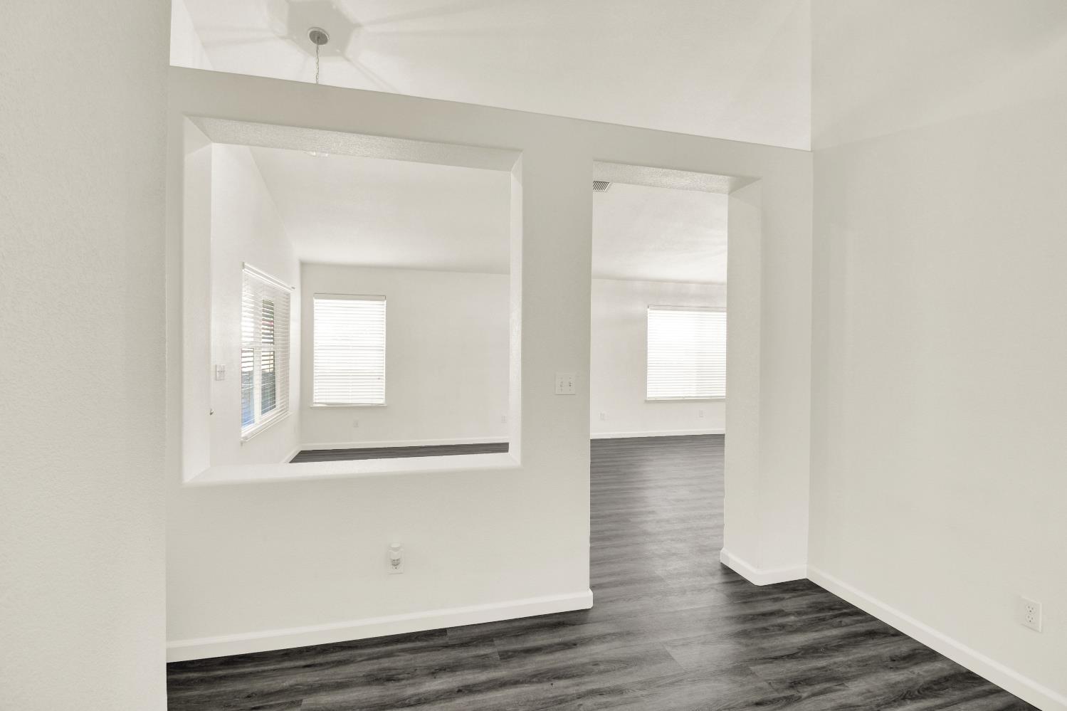 3104 Roland Gardens Ln, Modesto, CA 95355