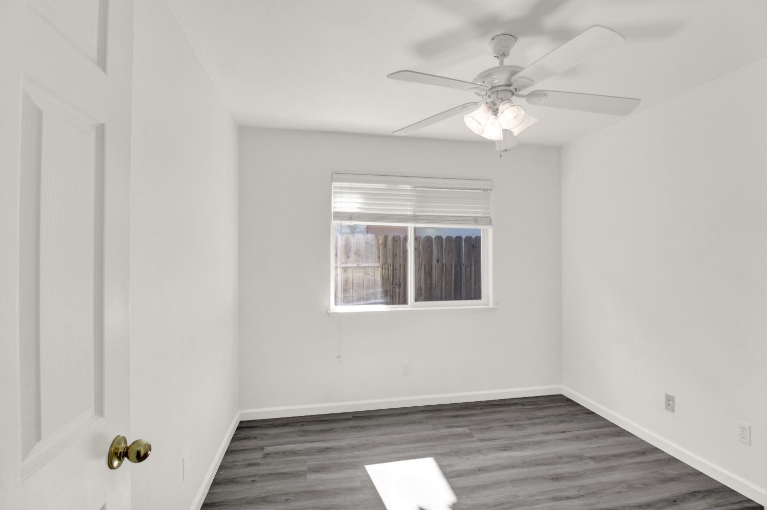 3104 Roland Gardens Ln, Modesto, CA 95355