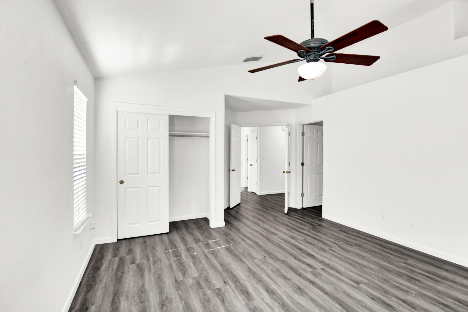 3104 Roland Gardens Ln, Modesto, CA 95355