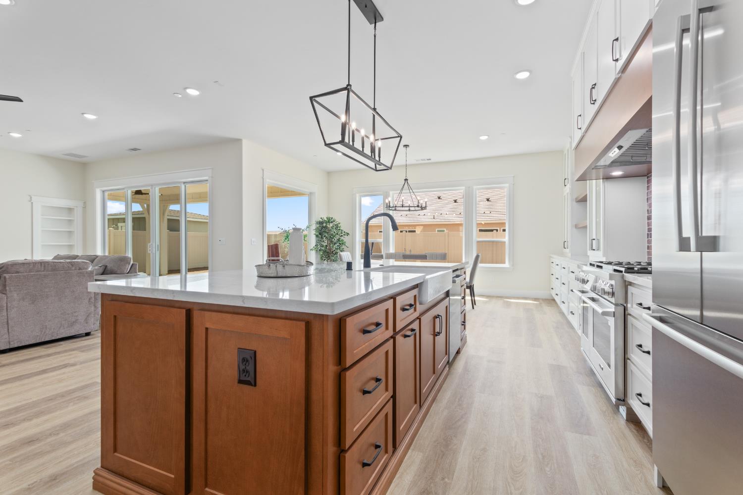 2119 Via Bella, Oakdale, CA 95361