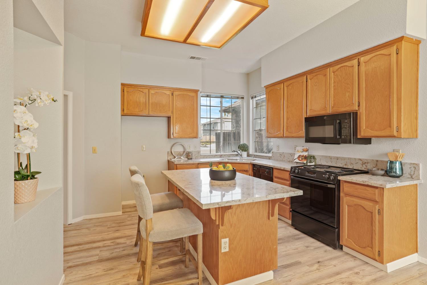 232 Ruess, Ripon, CA 95366