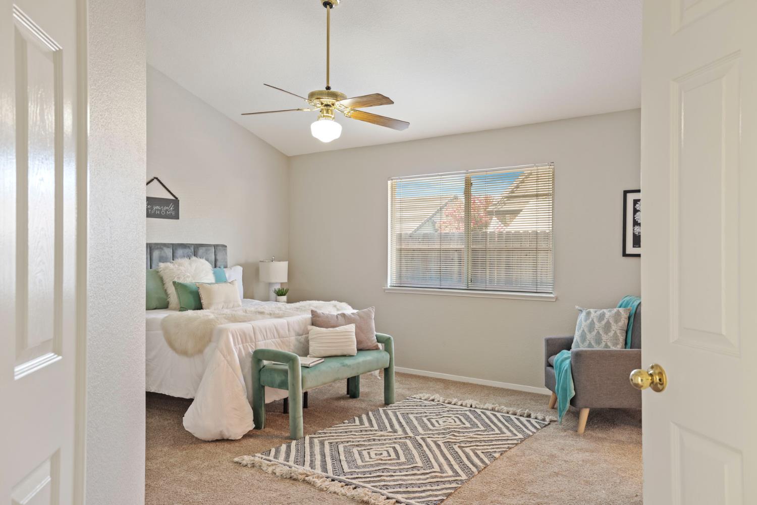 232 Ruess, Ripon, CA 95366