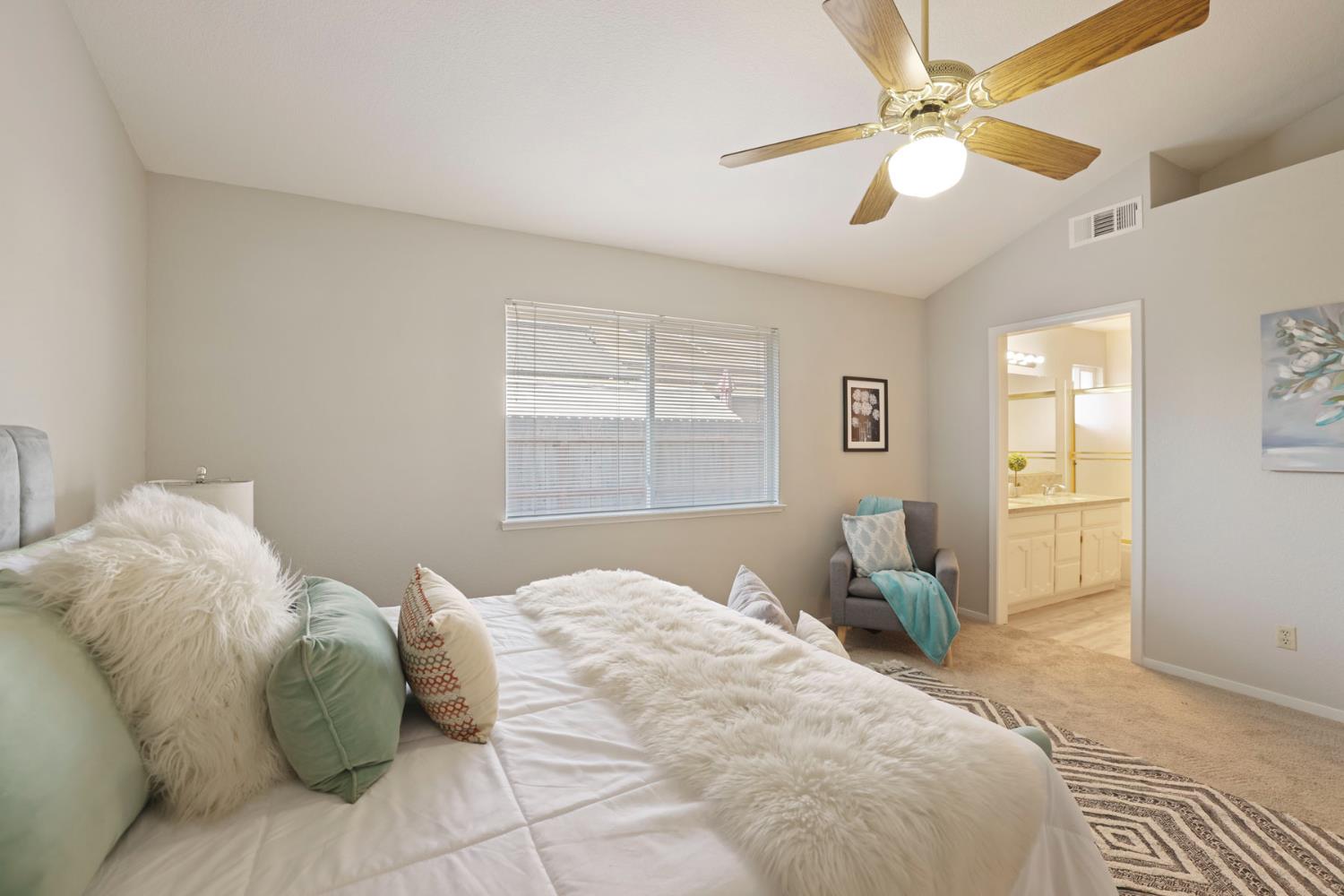 232 Ruess, Ripon, CA 95366