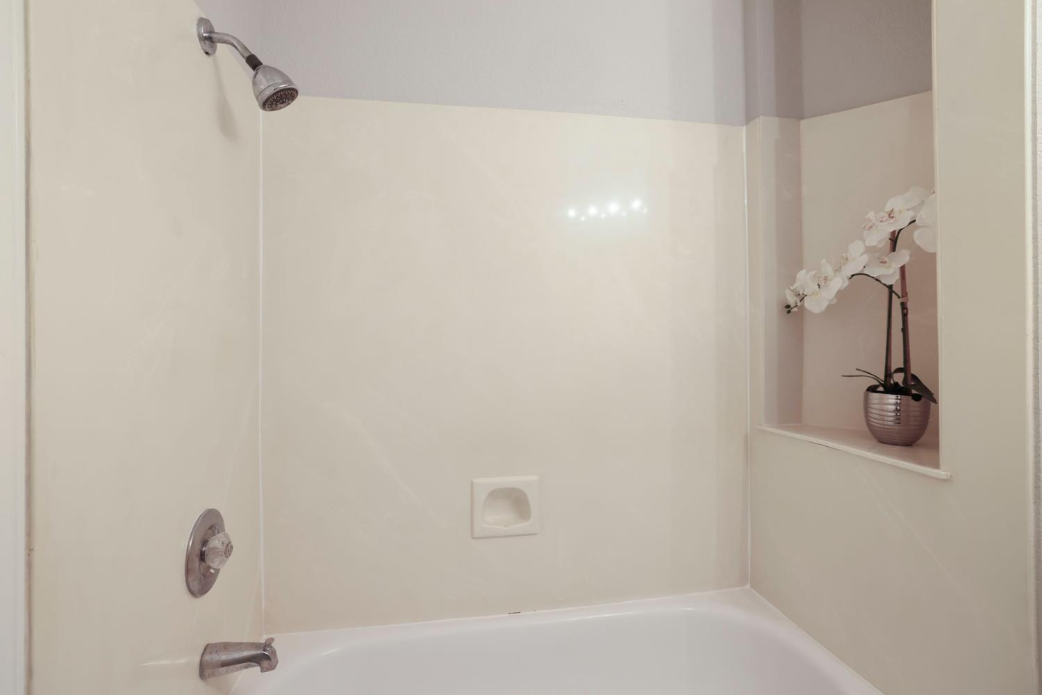 232 Ruess, Ripon, CA 95366