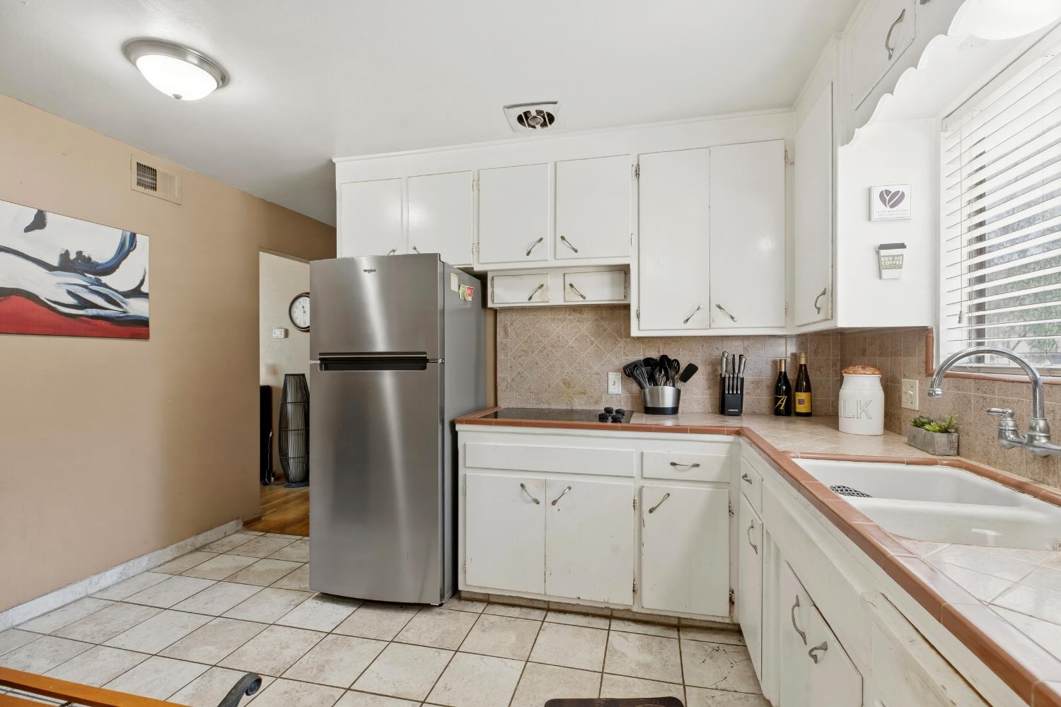 2206 2208 Tully Rd, Modesto, CA 95350