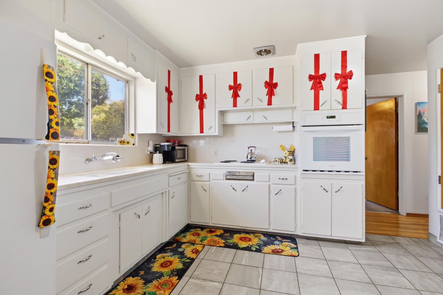 2206 2208 Tully Rd, Modesto, CA 95350