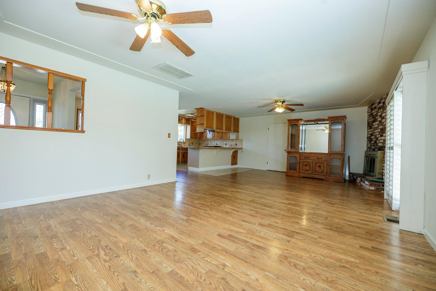 1240 Linn Ct, Turlock, CA 95380