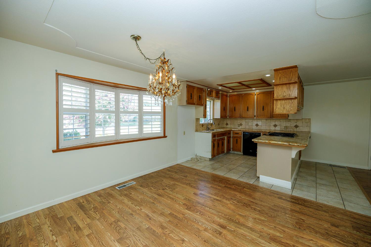 1240 Linn Ct, Turlock, CA 95380