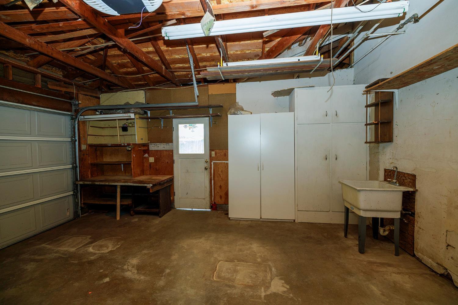 1240 Linn Ct, Turlock, CA 95380