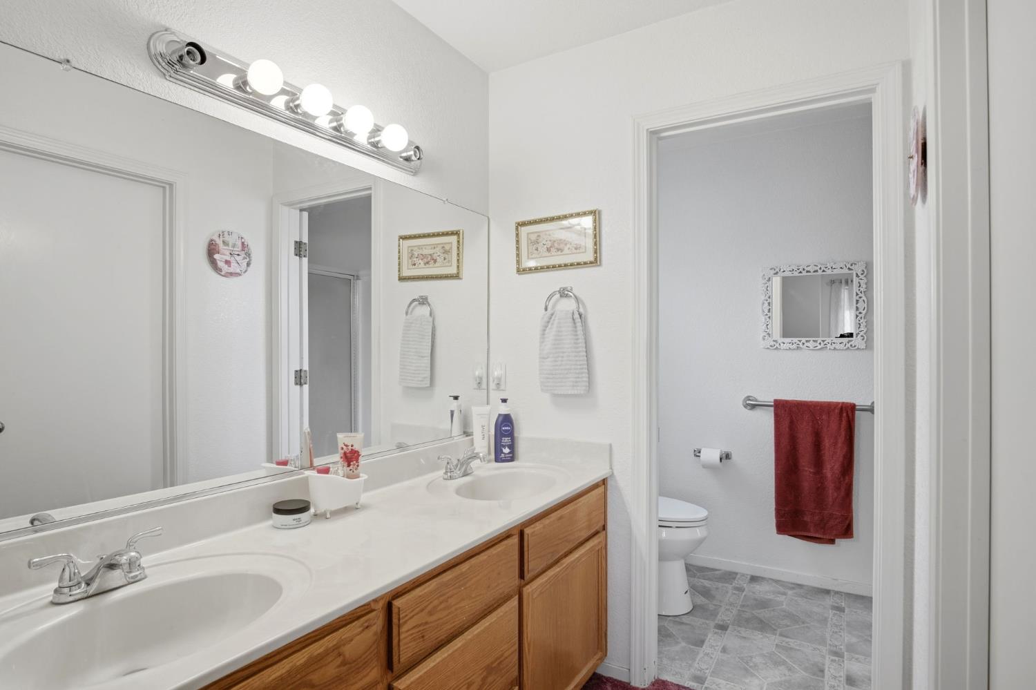 2702 Parkway, Ceres, CA 95307