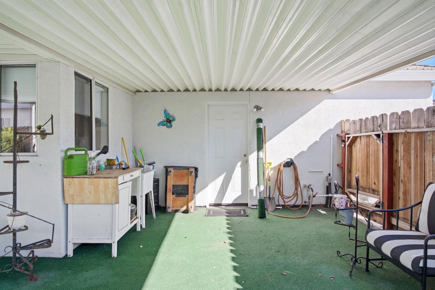 2702 Parkway, Ceres, CA 95307