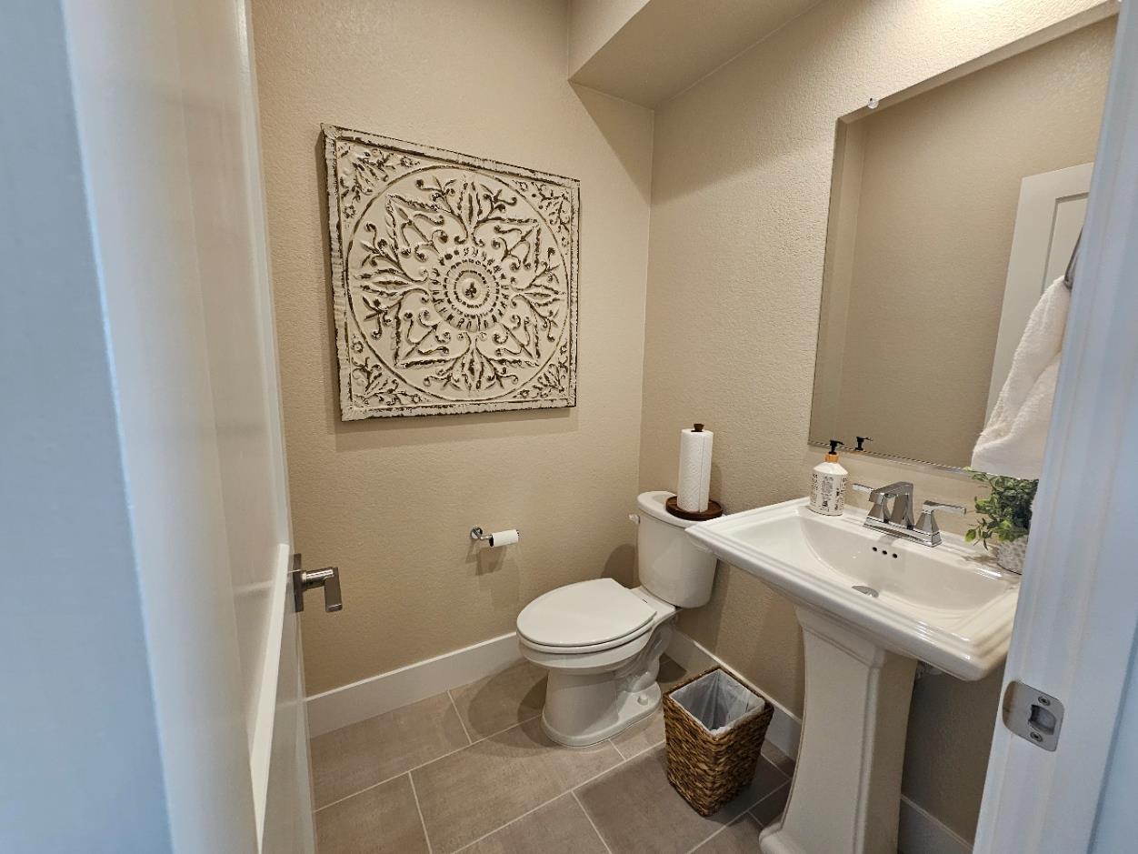 181 Twister Ln, Oakdale, CA 95361