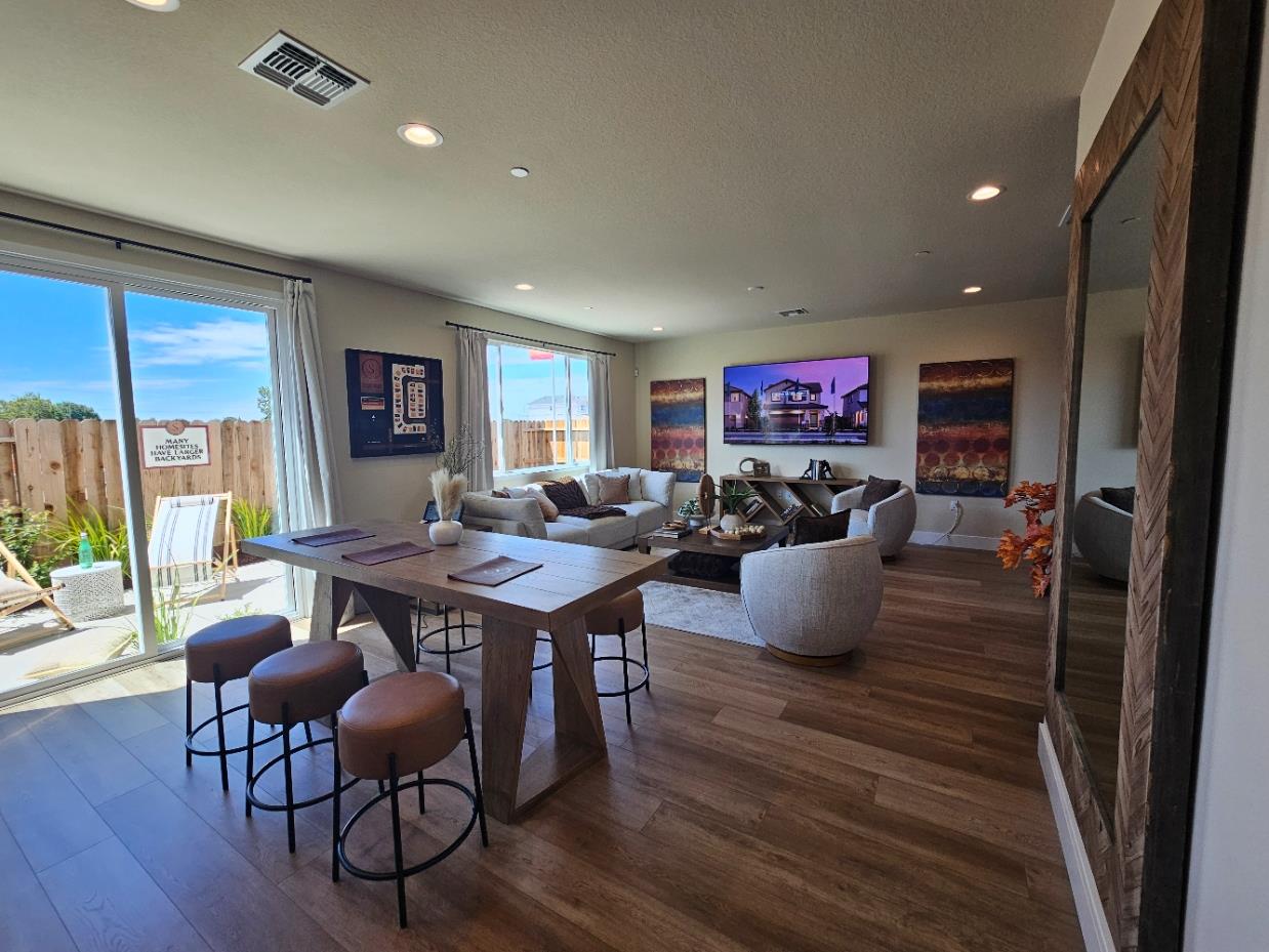 181 Twister Ln, Oakdale, CA 95361