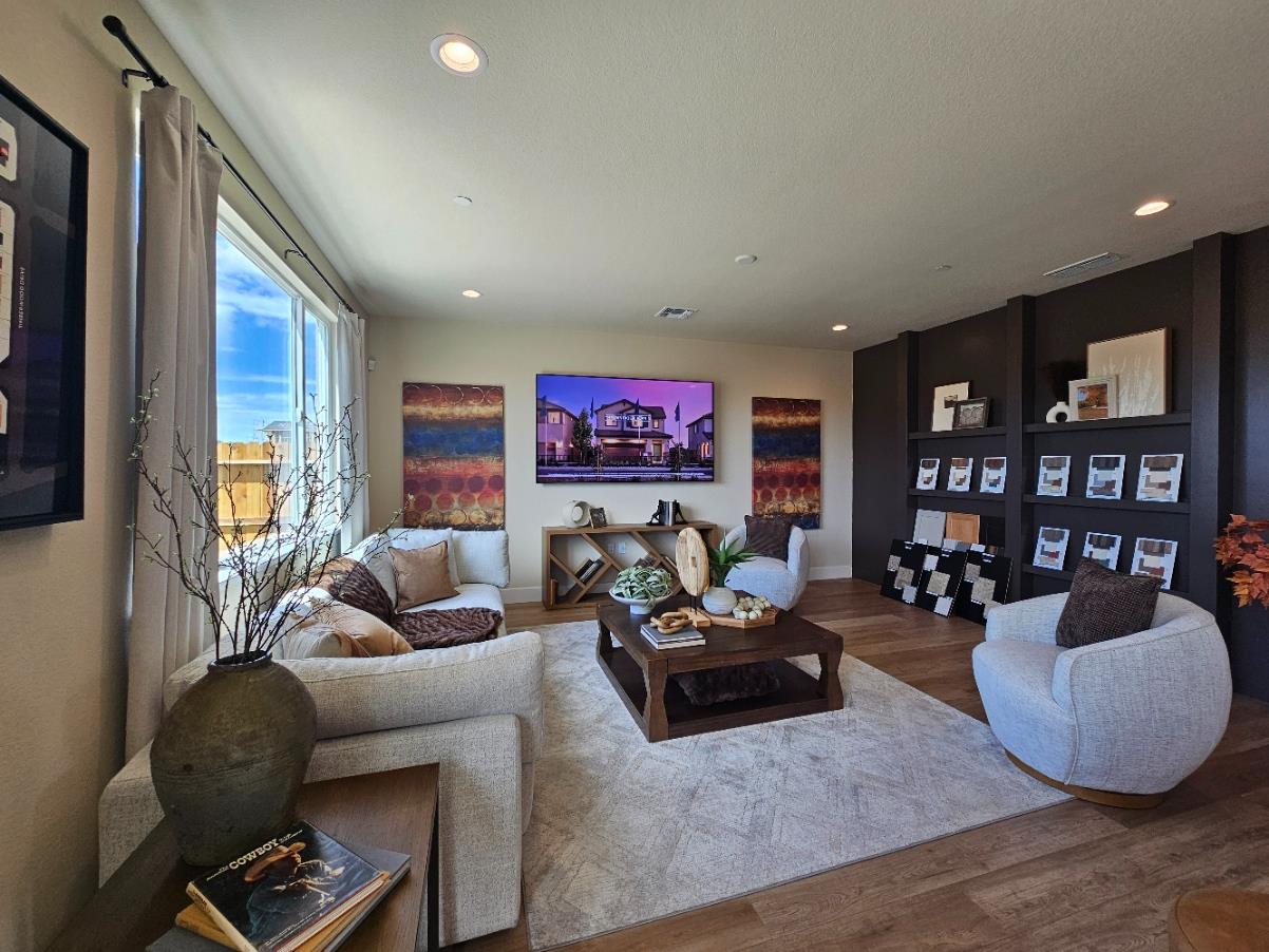 181 Twister Ln, Oakdale, CA 95361
