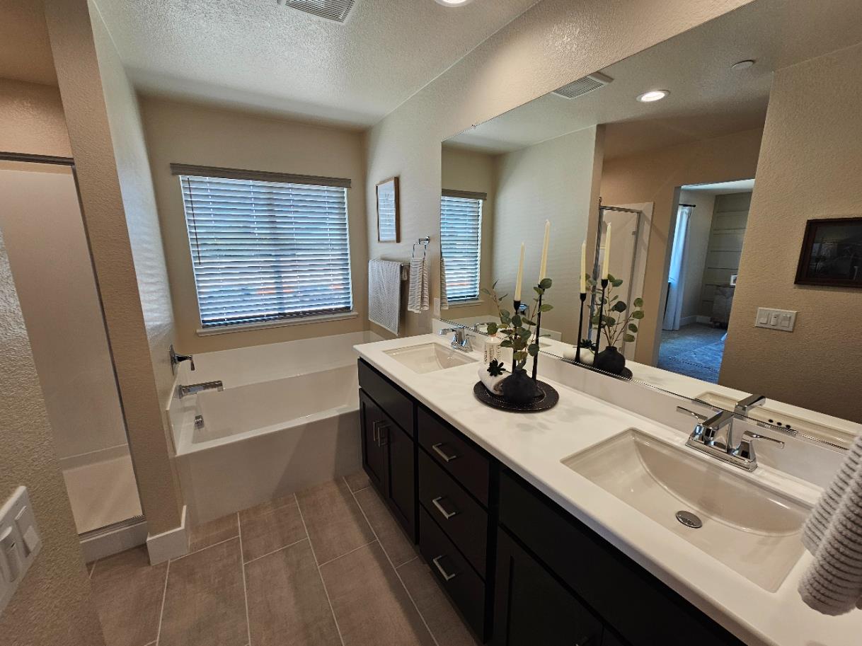 181 Twister Ln, Oakdale, CA 95361