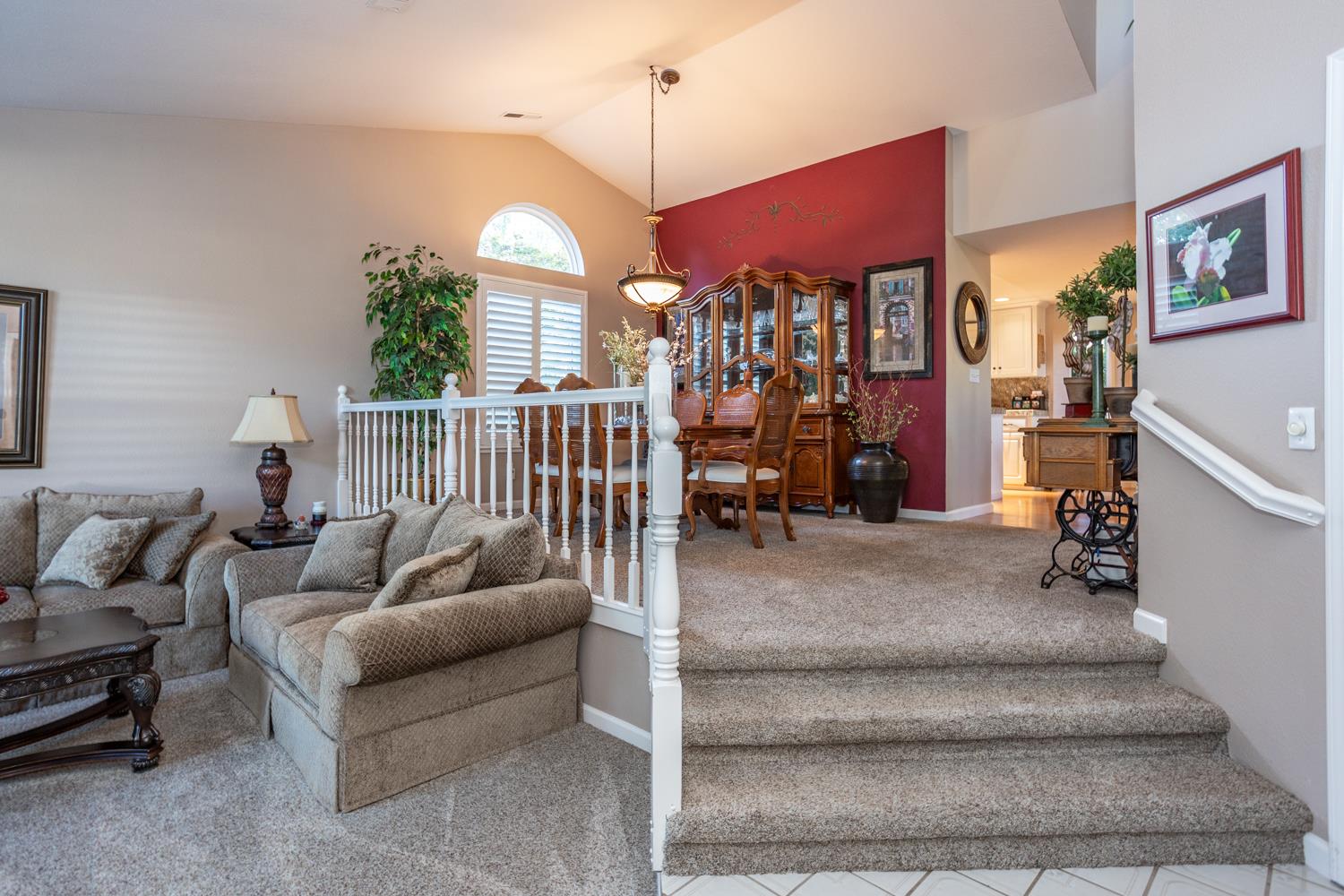 2805 Habsburg Cir, Modesto, CA 95356