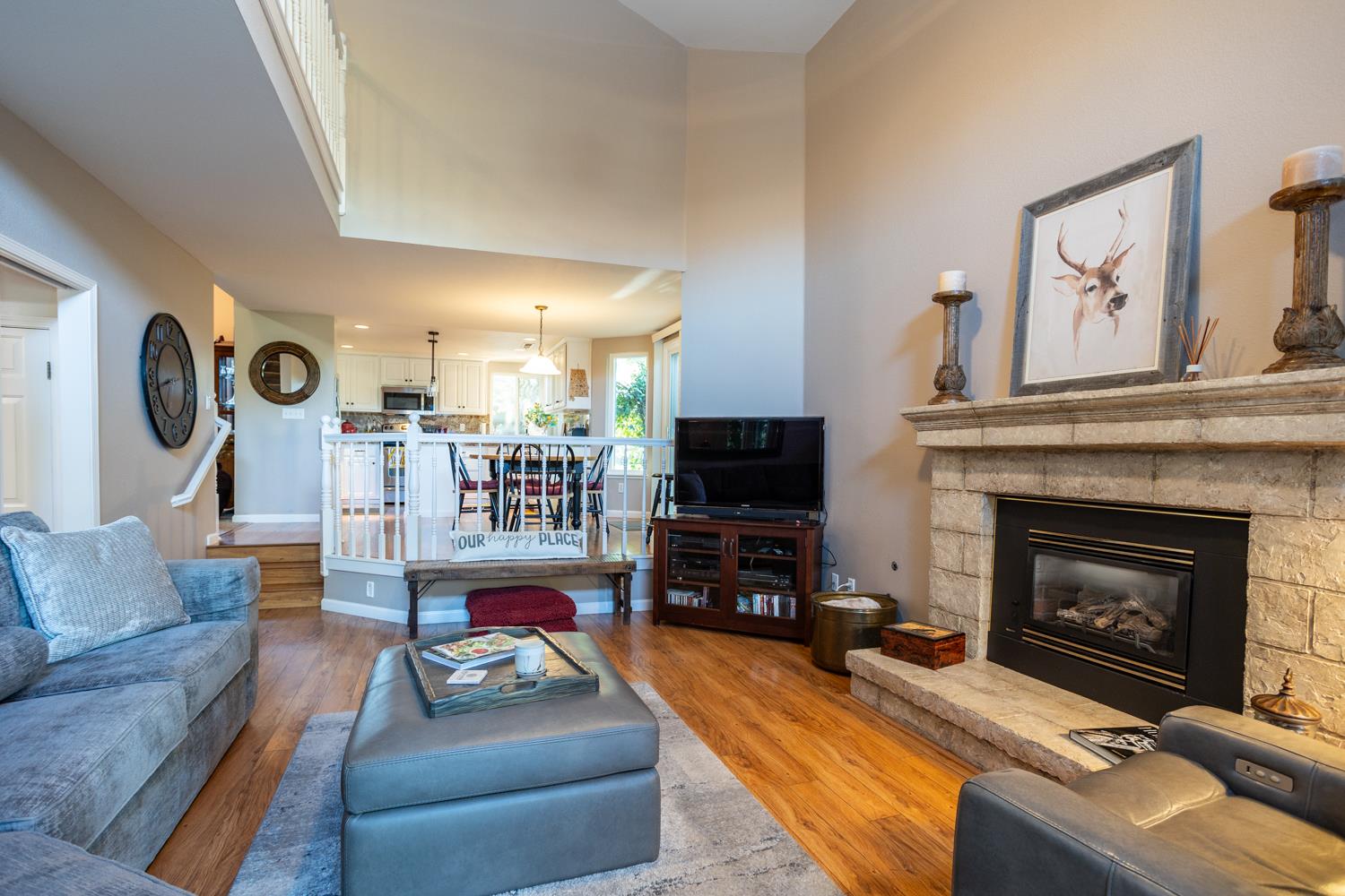 2805 Habsburg Cir, Modesto, CA 95356