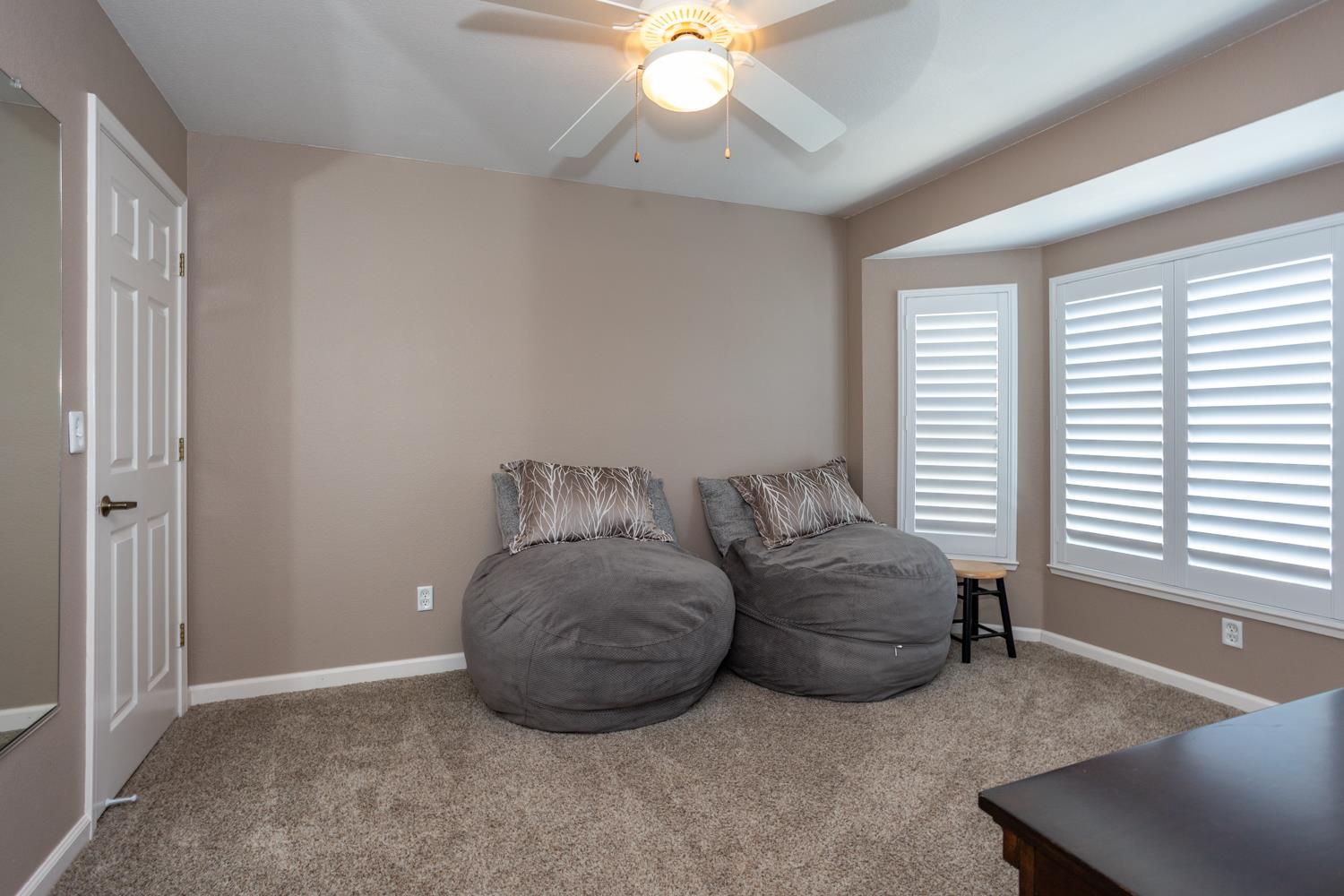 2805 Habsburg Cir, Modesto, CA 95356