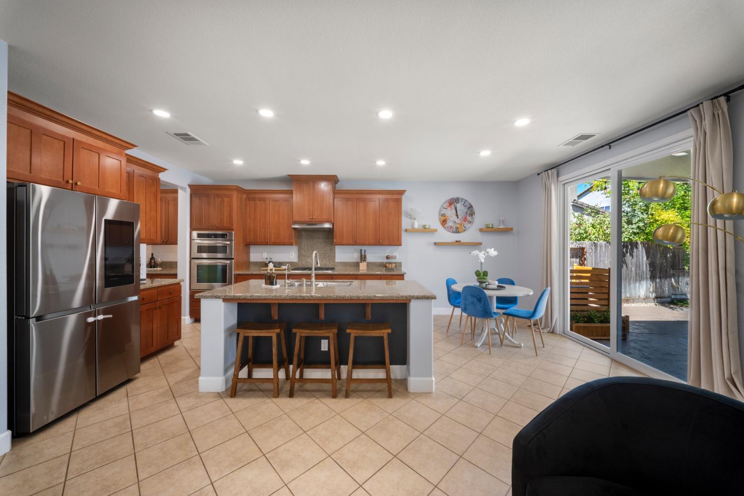 2505 CANCUN Ct, Modesto, CA 95355