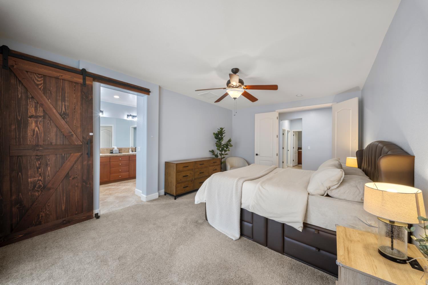 2505 CANCUN Ct, Modesto, CA 95355