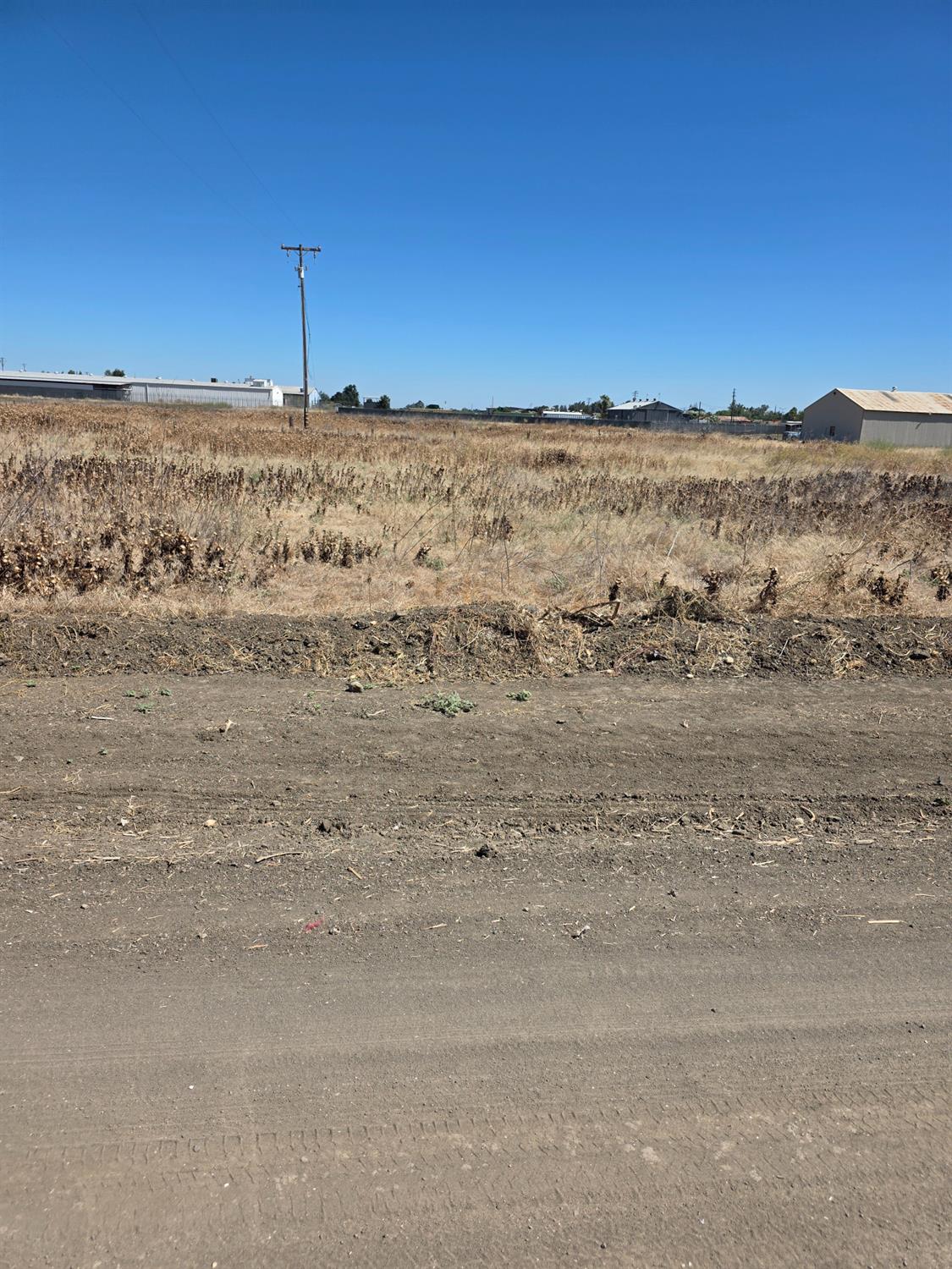 0 redfern, Dos Palos, CA 93620