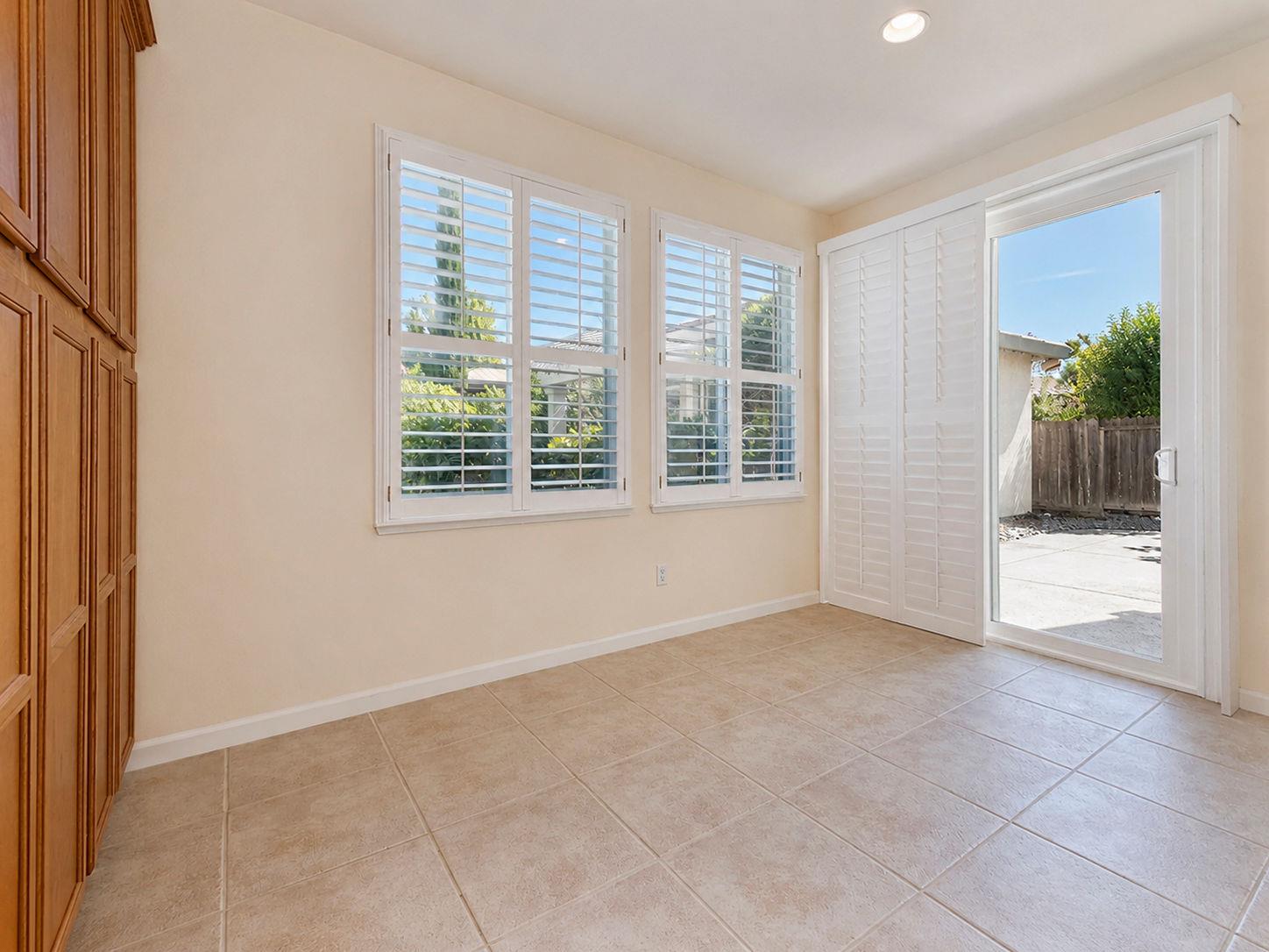 1733 S Daniel Dr, Ripon, CA 95366