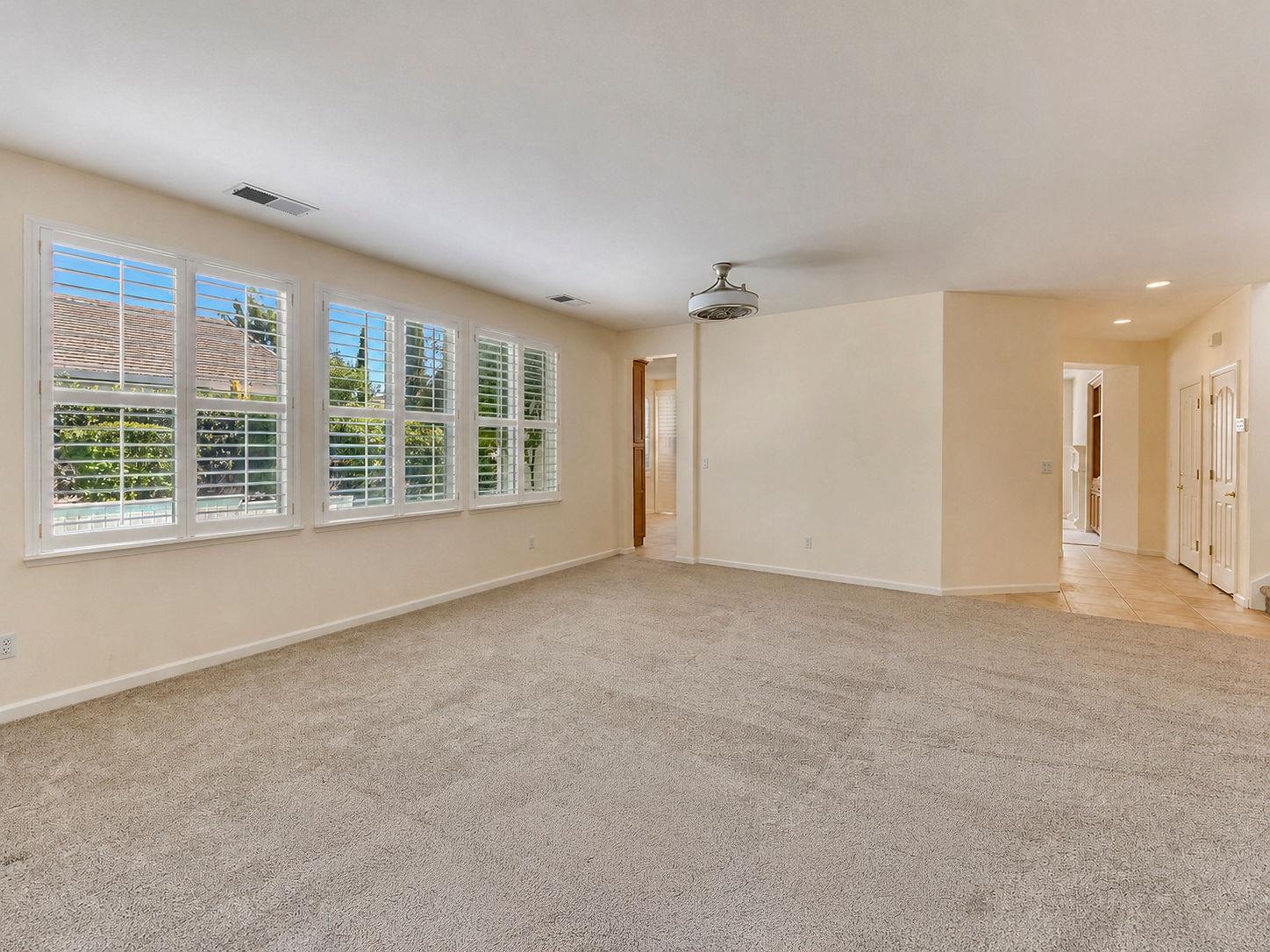 1733 S Daniel Dr, Ripon, CA 95366