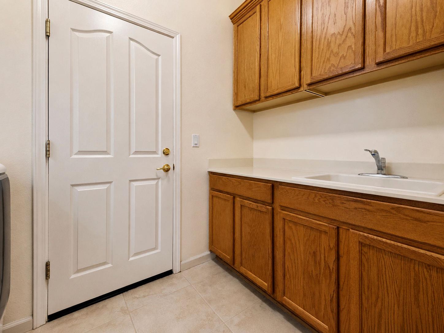 1733 S Daniel Dr, Ripon, CA 95366