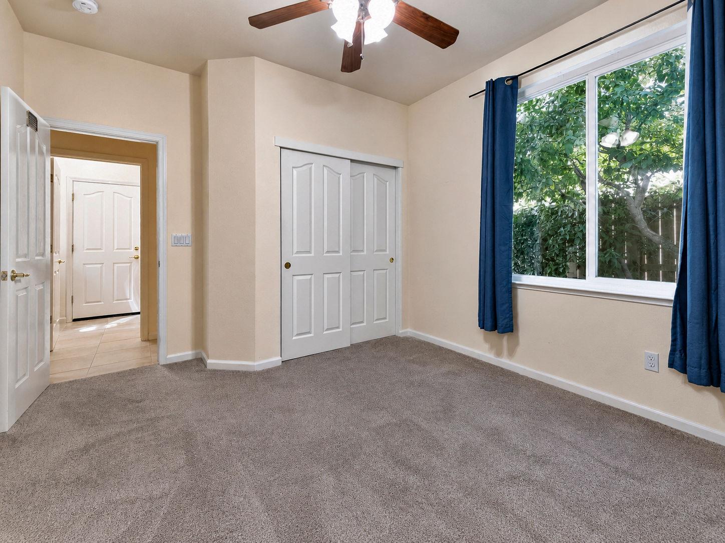 1733 S Daniel Dr, Ripon, CA 95366