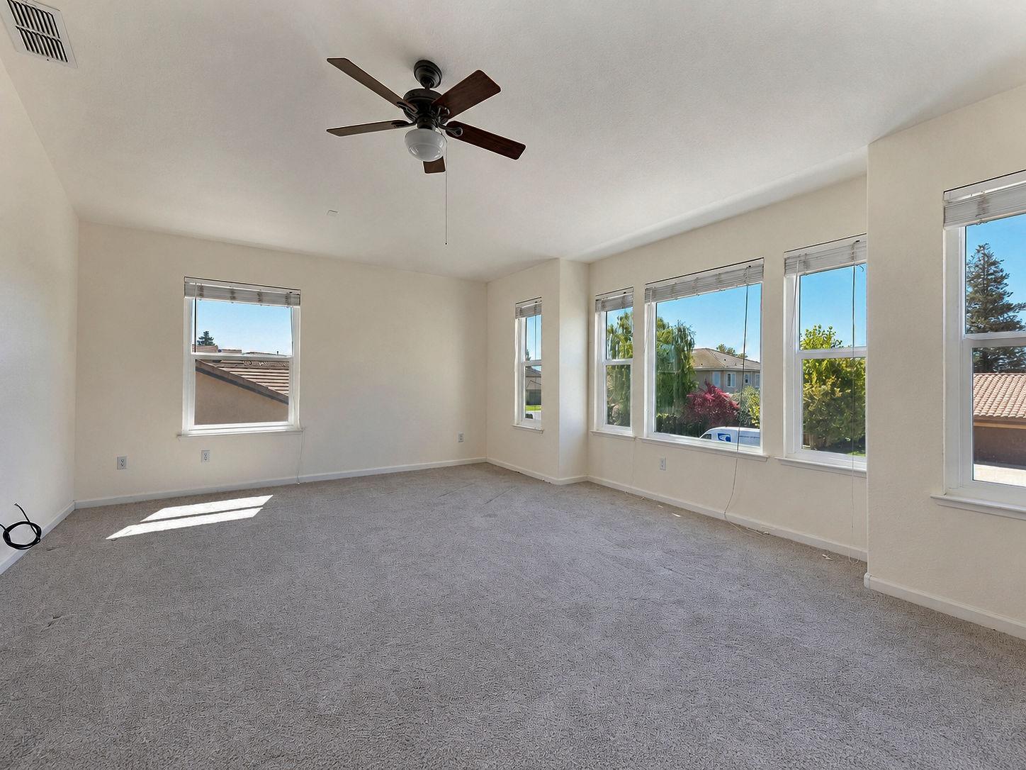 1733 S Daniel Dr, Ripon, CA 95366