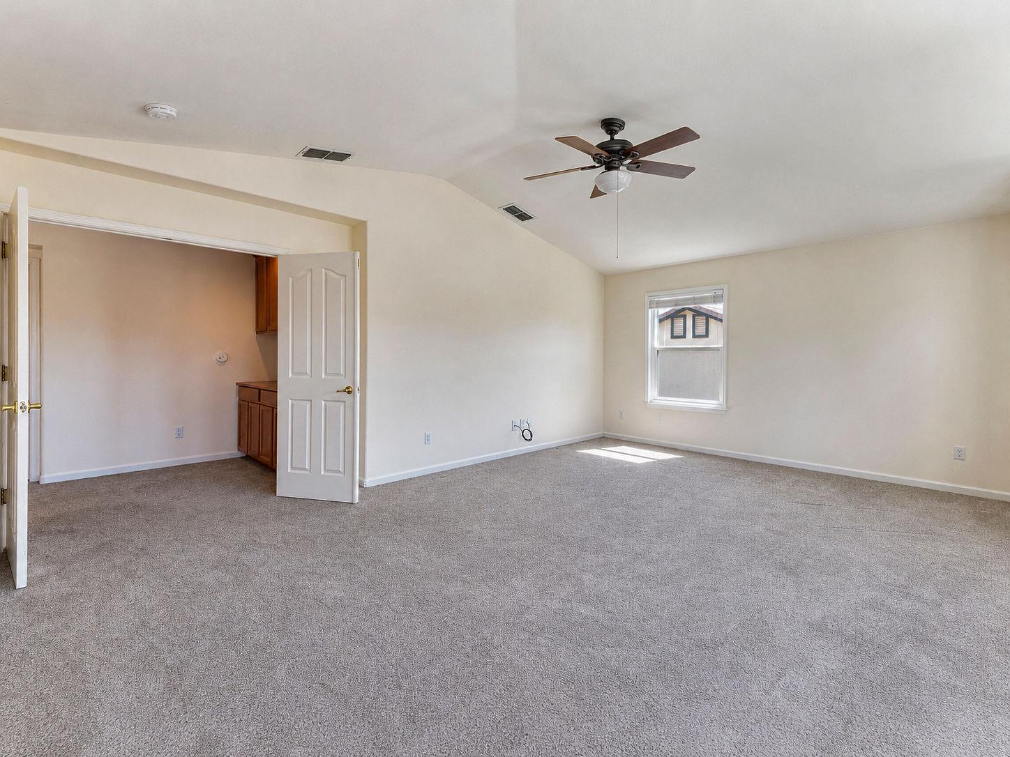 1733 S Daniel Dr, Ripon, CA 95366