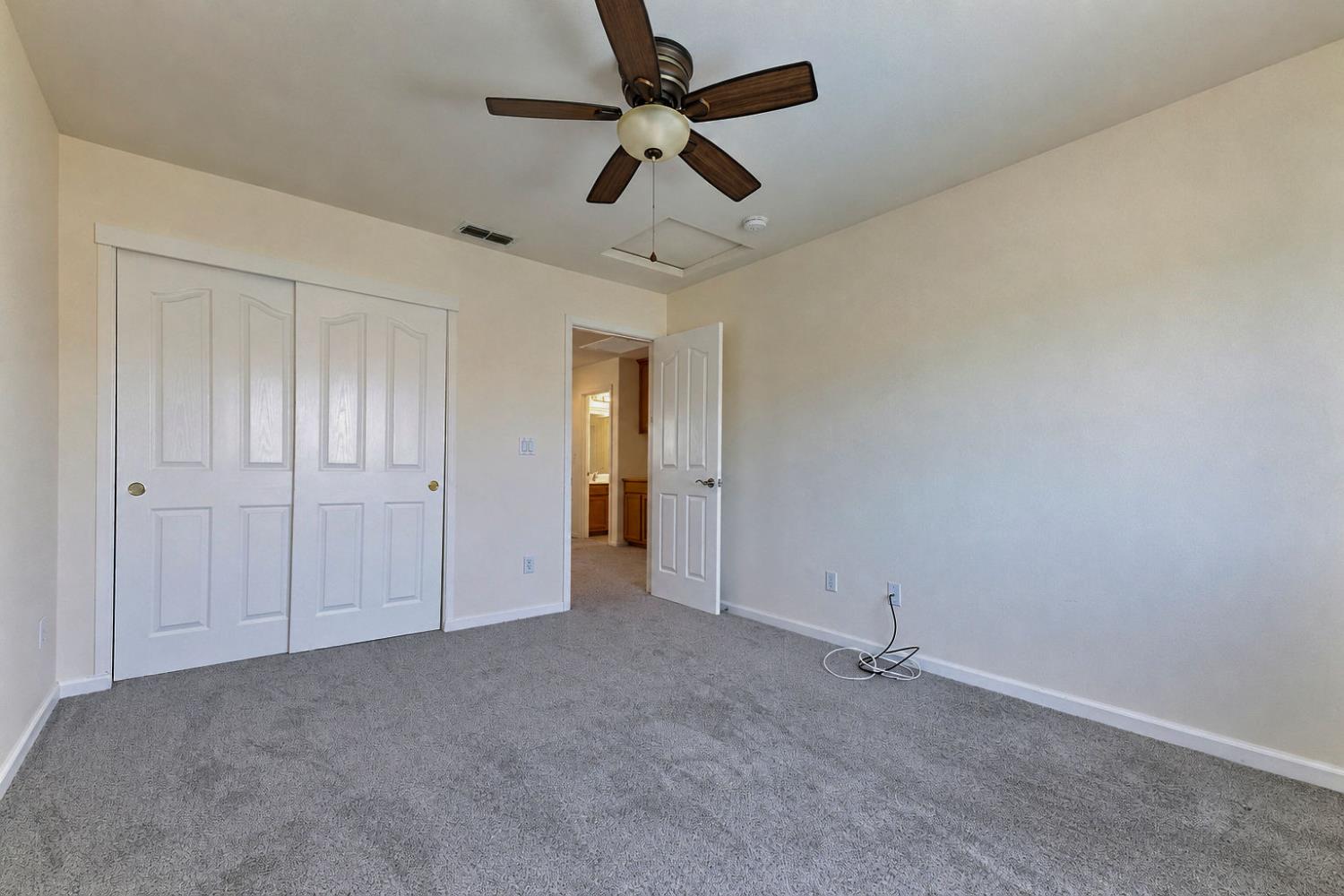1733 S Daniel Dr, Ripon, CA 95366