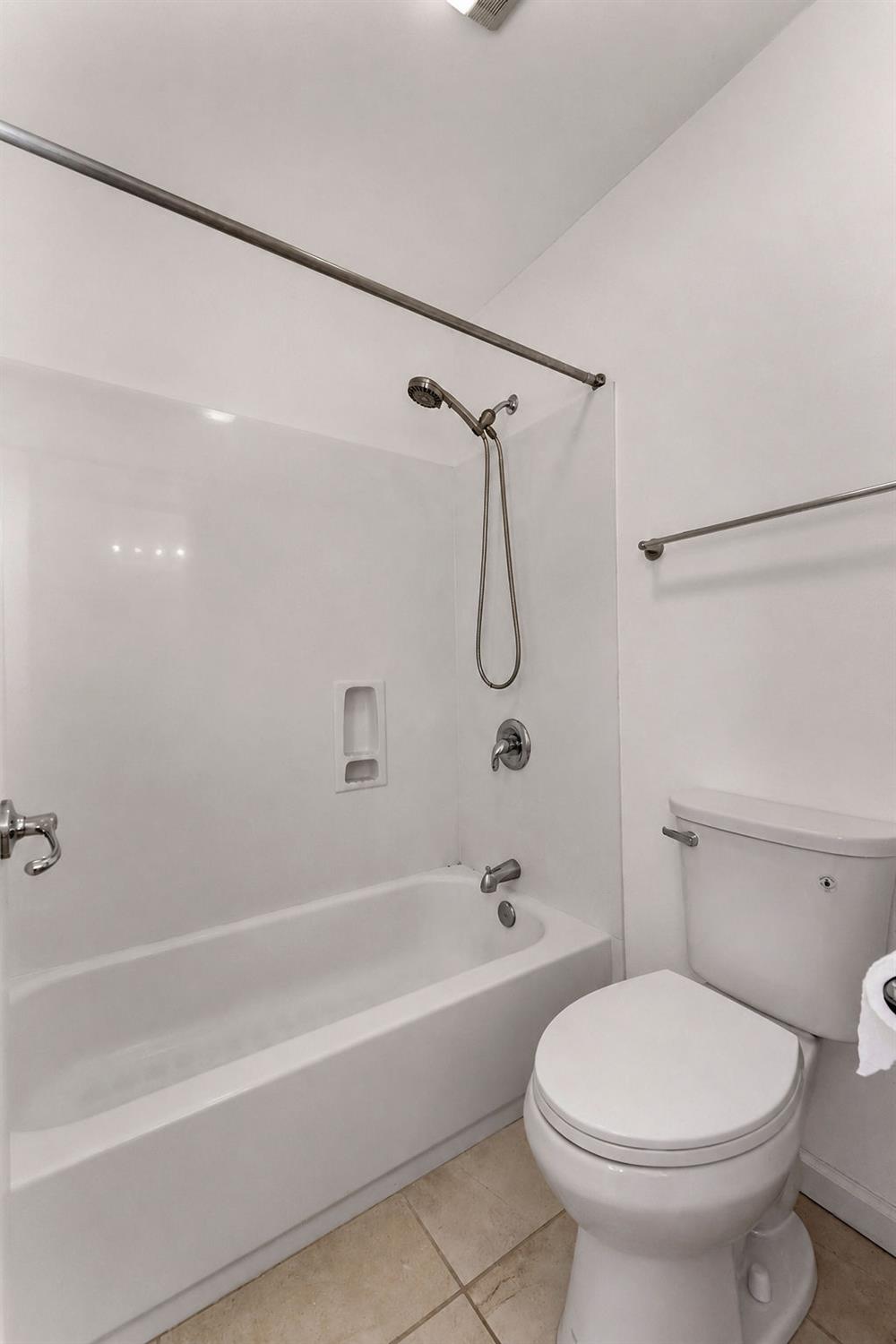1733 S Daniel Dr, Ripon, CA 95366