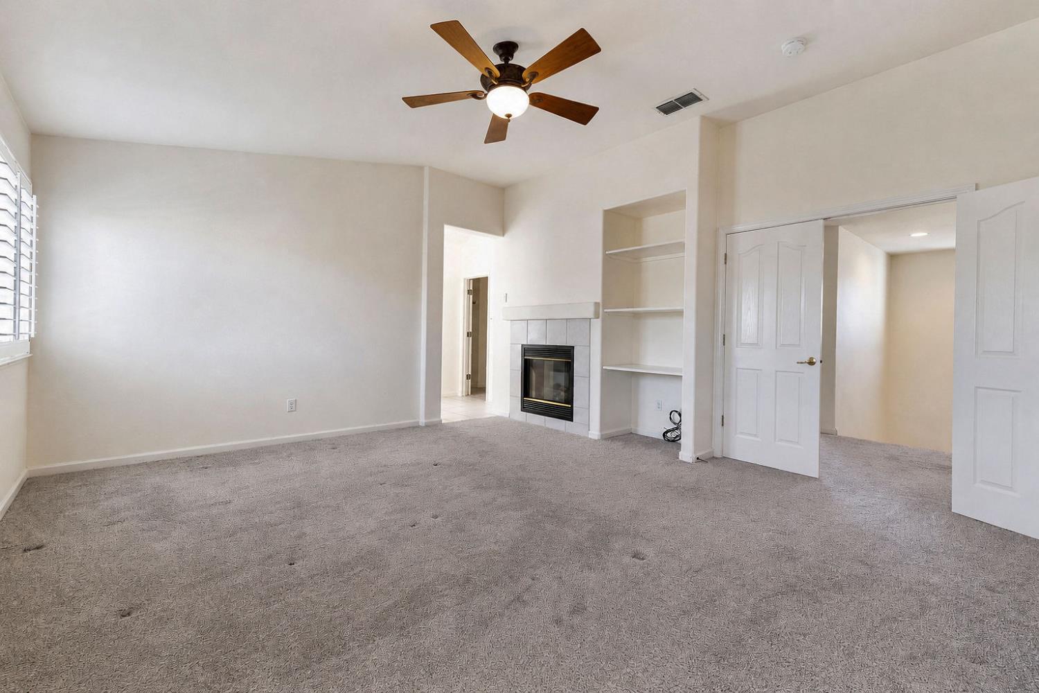 1733 S Daniel Dr, Ripon, CA 95366