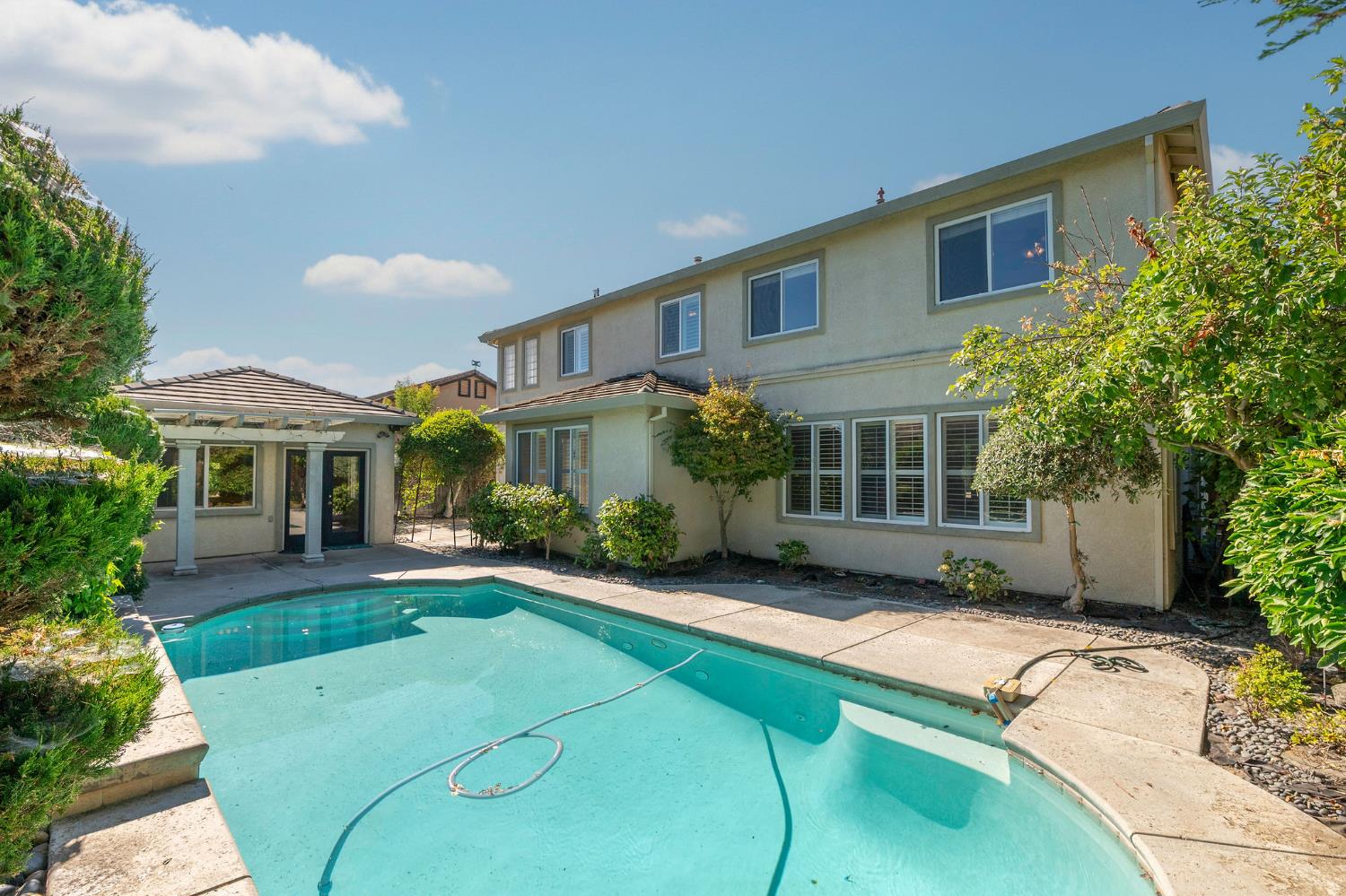 1733 S Daniel Dr, Ripon, CA 95366