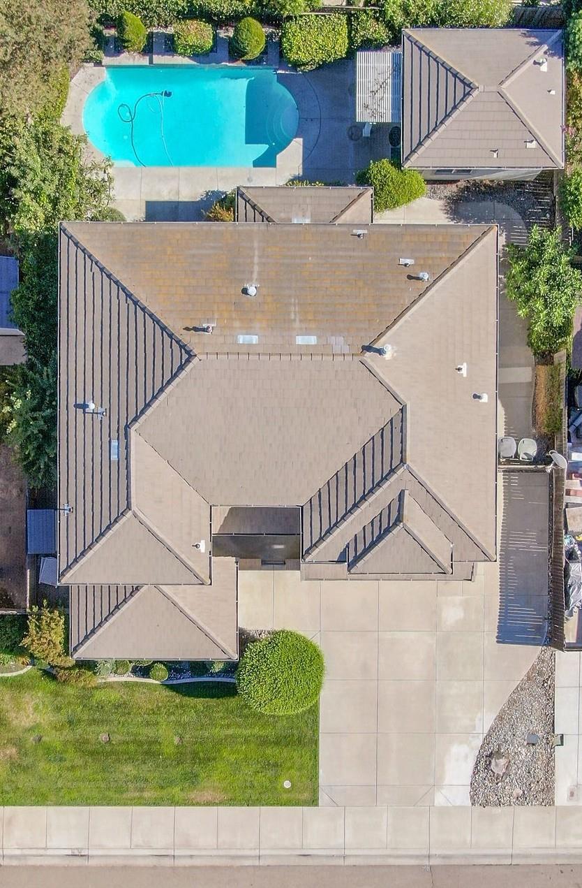 1733 S Daniel Dr, Ripon, CA 95366